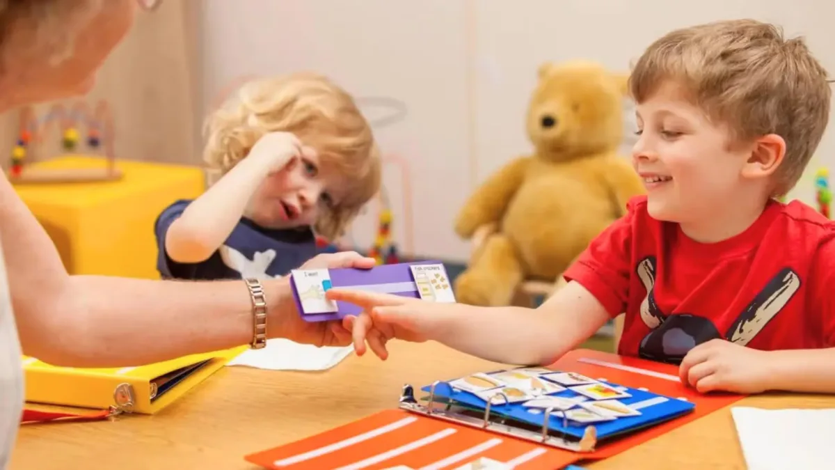 Apoyo visual para el autismo: ayudar a los niños con autismo a ser comunicativos e independientes